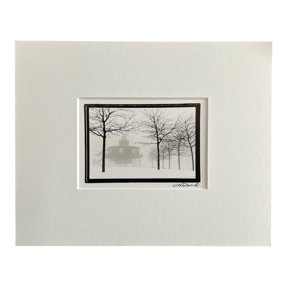 Laura DeNardo Signed Black & White Photograph – Baltimore Scene – Matted